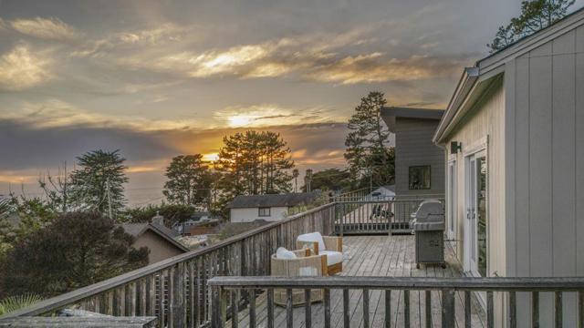854 Kelmore Street, Moss Beach CA: https://media.crmls.org/mediaz/df9462c6-3238-404e-b532-1abc9d2abbc6.jpg