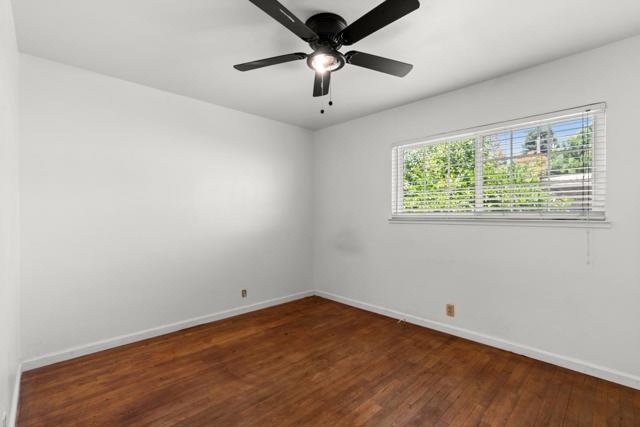 190 W Mckenzie Avenue, Stockton CA: https://media.crmls.org/mediaz/df94a79b-89d3-45f0-8dcc-a4acb3b3184d.jpg