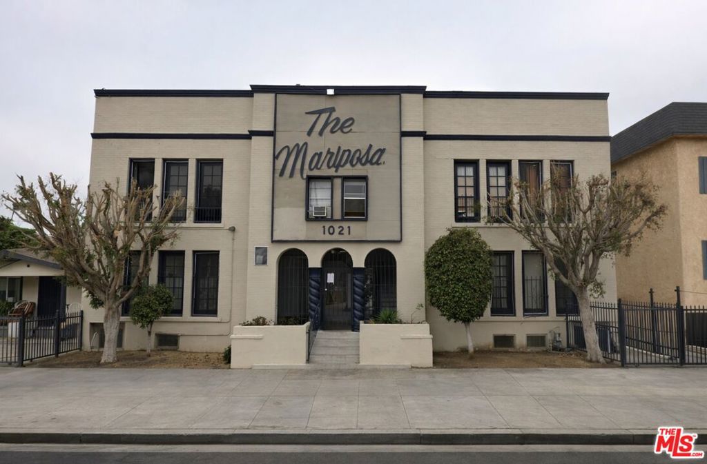 1021 N Mariposa Avenue #4