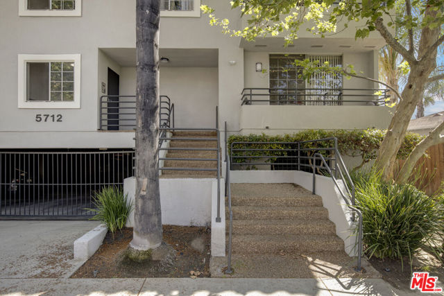 5712 Camellia Avenue photo 4