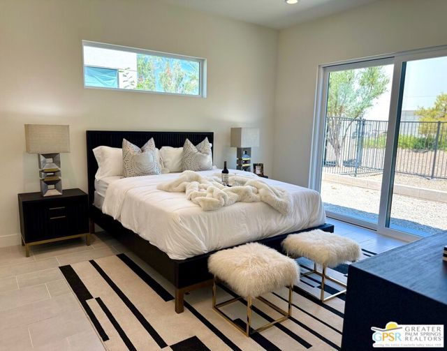 656 Palladium Boulevard, Palm Springs CA: https://media.crmls.org/mediaz/df95e9d4-ee86-4074-8e46-a08a2b054339.jpg