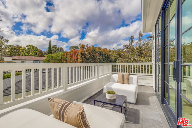 Drew Fenton | 427 N Bundy Drive Los Angeles CA | MLS: 7182819