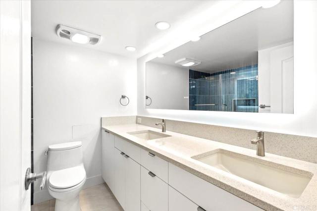 Detail Gallery Image 14 of 27 For 1250 Cave St #3,  La Jolla,  CA 92037 - 2 Beds | 2 Baths
