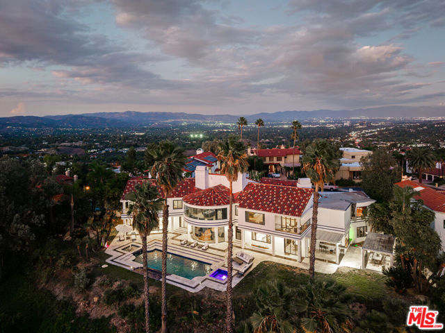 Photo of 24366 La Masina Court, Calabasas, CA 91302