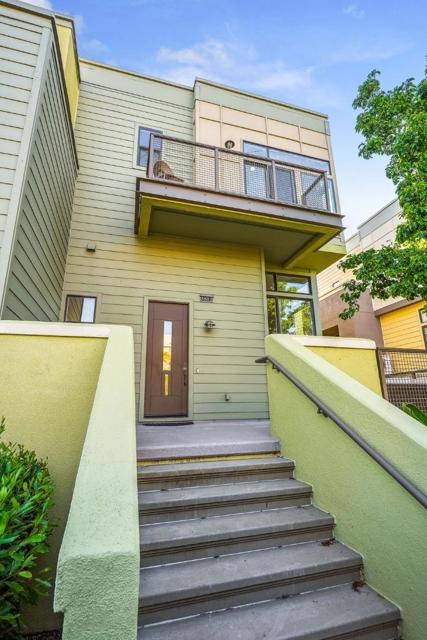 3812 Quail Drive, Palo Alto CA: https://media.crmls.org/mediaz/df9a1ef6-95f6-4877-919a-60adb4e4e82e.jpg