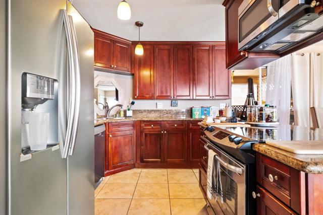 1770 Haydn Drive, Encinitas CA: https://media.crmls.org/mediaz/df9a277b-7776-498f-bdf2-eccf4e972c02.jpg