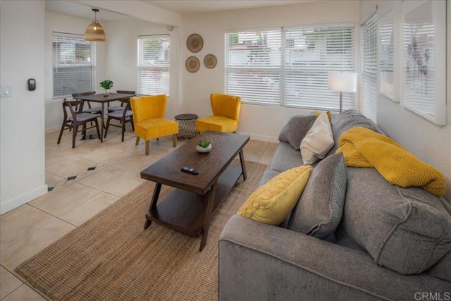 2604 06 Juan Street, San Diego CA: https://media.crmls.org/mediaz/df9a6e06-5a5b-4e61-88df-3bbd9e647ce0.jpg