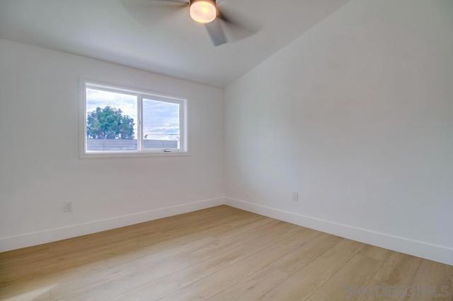 5165 WINTHROP ST, San Diego CA: https://media.crmls.org/mediaz/df9abdef-ccc4-4cee-9db2-12d5aef6f5fd.jpg