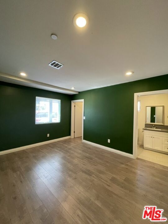 5733 Fulcher Avenue photo 33