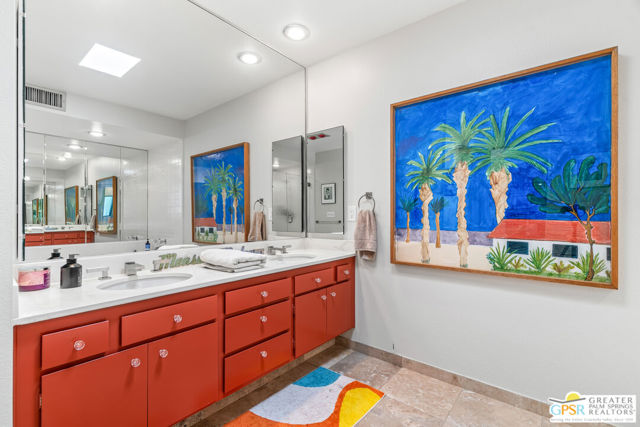 1404 E Sierra Way, Palm Springs CA: https://media.crmls.org/mediaz/df9c4498-f712-473d-b3f6-f50941988cdb.jpg