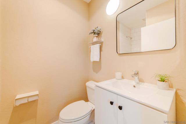 3958 Louisiana St, San Diego CA: https://media.crmls.org/mediaz/df9d129a-552d-419c-b74a-aa3f1d814d73.jpg