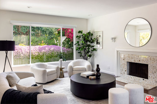 3360 Ley Drive, Los Angeles CA: https://media.crmls.org/mediaz/df9d7b12-f1cc-4ba2-816a-c001c20b8d18.jpg