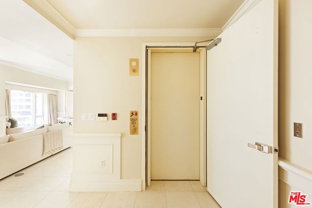 10727 Wilshire Boulevard, Los Angeles CA: https://media.crmls.org/mediaz/df9df1b7-0881-421f-892f-62196048888a.jpg