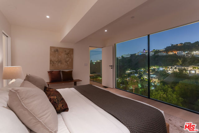 1943 Sunset Plaza Drive, Los Angeles CA: https://media.crmls.org/mediaz/df9e2534-51c1-4c34-a326-8c8b46b3571b.jpg