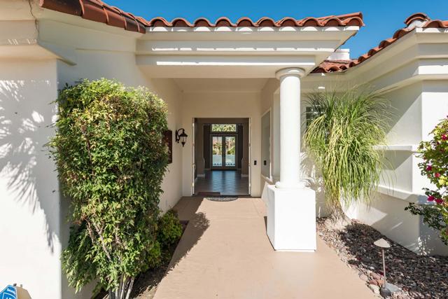 35010 Vista Del Ladero, Rancho Mirage CA: https://media.crmls.org/mediaz/df9e790d-bb3f-47c6-bf31-7858b8e50a79.jpg