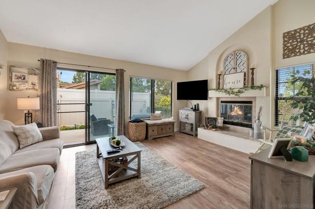 15628 Via Marchena, San Diego CA: https://media.crmls.org/mediaz/dfa13f8a-392e-4a7a-af77-89e7d968ce72.jpg