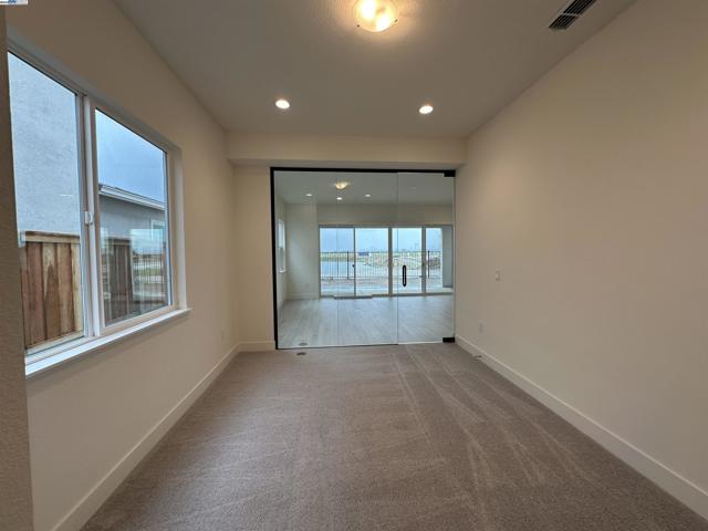 Image 30 of 38 For 4596 Ellington Way