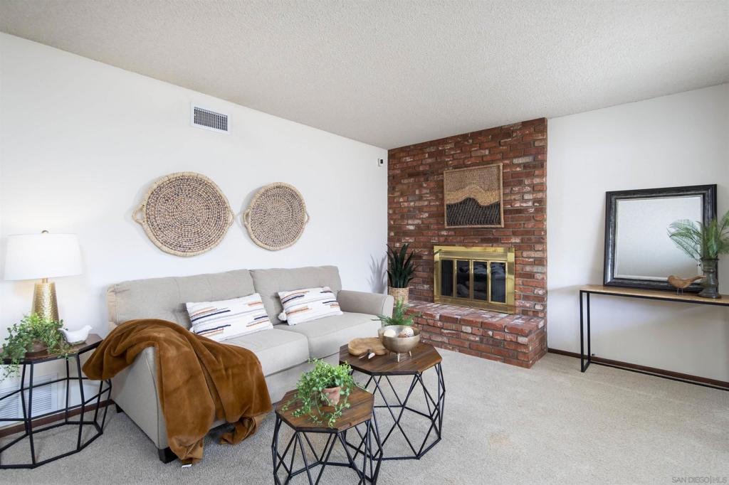 MLS #250036478SD img 8