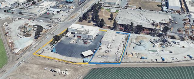 1347 Harkins Road, Salinas CA: https://media.crmls.org/mediaz/dfa2e168-74a4-43dc-a8fc-02669fe37369.jpg