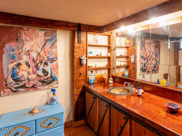 31351 Comptche Ukiah Road, Comptche CA: https://media.crmls.org/mediaz/dfa30330-809b-4e30-ae41-c93529393875.jpg