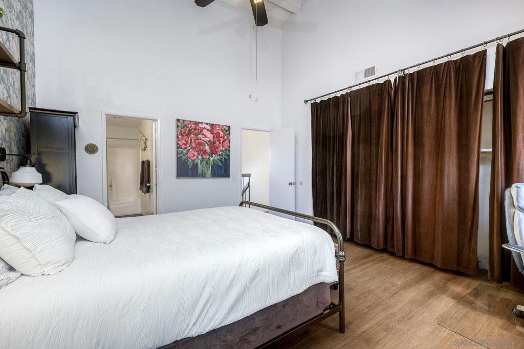 MLS #250043669SD image #12