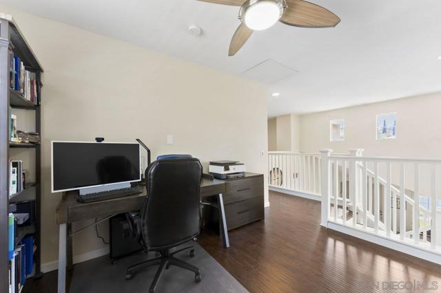1055 Forest Hill Pl, Chula Vista CA: https://media.crmls.org/mediaz/dfa4f6d2-6e58-4d68-ab32-16e209bdba34.jpg