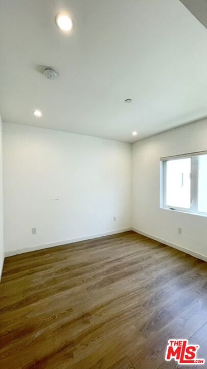 5230 Satsuma Avenue photo 21