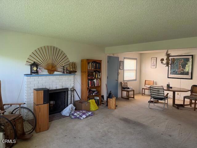 Detail Gallery Image 4 of 6 For 6019 Cloverly St, Ventura,  CA 93003 - 3 Beds | 2 Baths