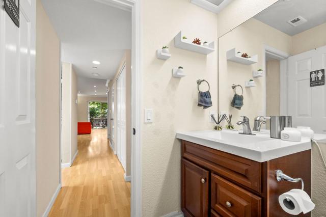 24632 Diamond Ridge Drive, Hayward CA: https://media.crmls.org/mediaz/dfa69d72-15ac-44b4-92fe-109017ff83e7.jpg