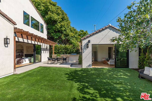 3745 May Street, Los Angeles CA: https://media.crmls.org/mediaz/dfa6dbcb-8101-41c2-913b-e83e5bddf567.jpg