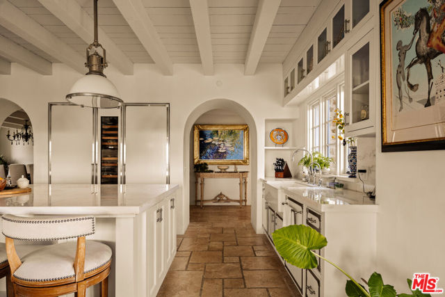 848 Picacho Lane, Santa Barbara CA: https://media.crmls.org/mediaz/dfa6fc48-a097-401a-ba70-53a4304b93f5.jpg