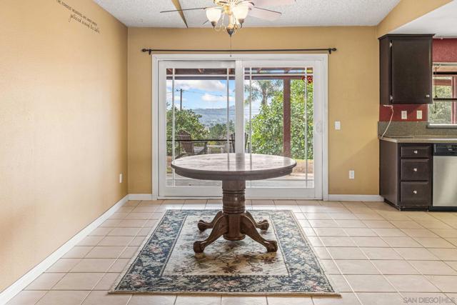 12313 Winter Gardens Dr, Lakeside CA: https://media.crmls.org/mediaz/dfa8657f-84a7-4f3d-bc6c-2c07db217e5a.jpg