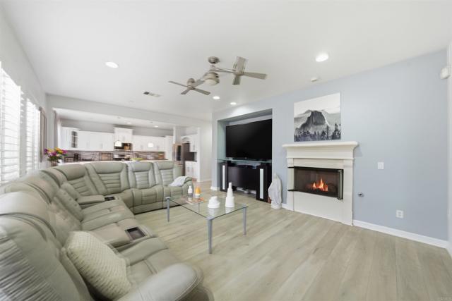 Detail Gallery Image 41 of 48 For 332 Monument Pkwy, Perris,  CA 92570 - 5 Beds | 5 Baths