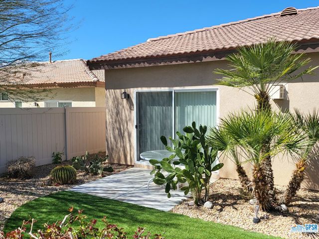 9122 SILVER STAR Avenue, Desert Hot Springs CA: https://media.crmls.org/mediaz/dfa9f05a-caab-49c8-97f1-e4b3c445e7fb.jpg