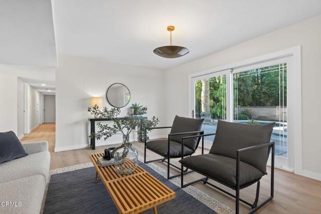 111 Donnick Avenue, Thousand Oaks CA: https://media.crmls.org/mediaz/dfaa2c1e-06b3-4948-ab58-1c3aaa43aaaa.jpg