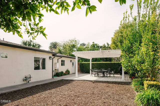 Detail Gallery Image 9 of 72 For 2506 Weston Pl, Glendale,  CA 91208 - 3 Beds | 2 Baths