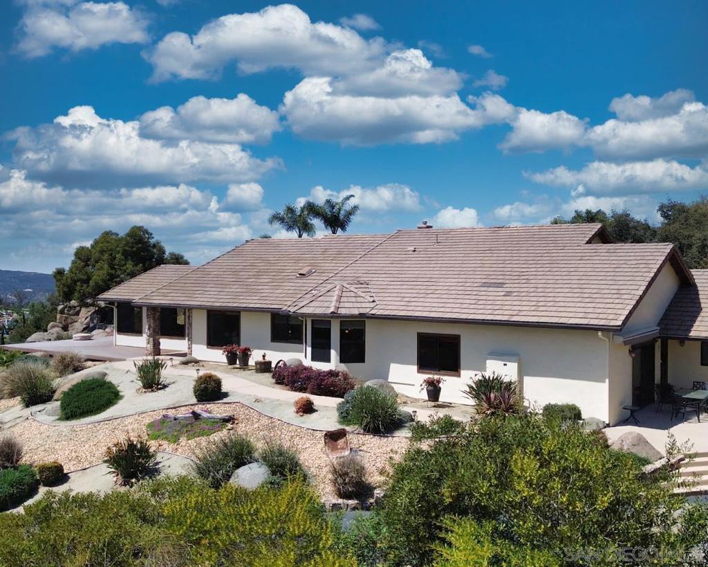 2302 SHAYLENE WAY