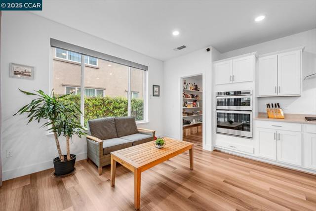 205 Goose Creek Ave, Brentwood CA: https://media.crmls.org/mediaz/dfaf4e72-aadd-4cb6-98b7-39716089ab66.jpg
