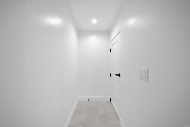 Image 24 of 59 For 812 Cleveland Street 1