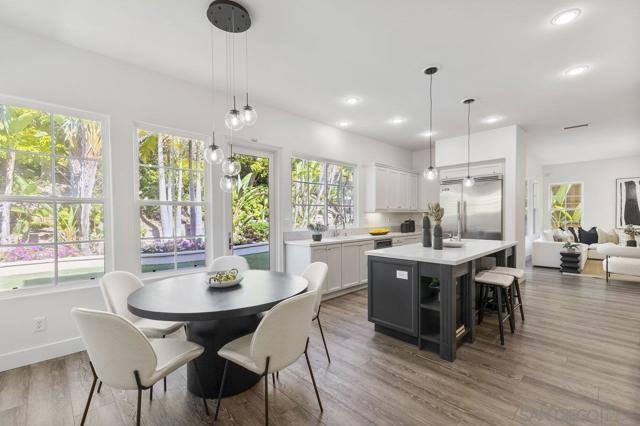 11649 Thistle Hill Pl, San Diego CA: https://media.crmls.org/mediaz/dfb1f21a-0807-41d8-8b54-a9055df530ad.jpg
