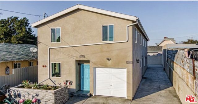 1583 E 41st Street, Los Angeles CA: https://media.crmls.org/mediaz/dfb37eef-dca0-4693-b8cc-9f213e2ac3a7.jpg