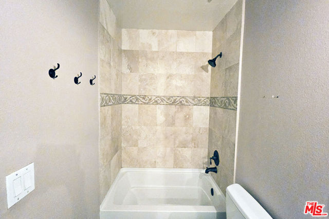 4220 Fair Avenue, North Hollywood CA: https://media.crmls.org/mediaz/dfb55fda-5860-481e-86be-ac5ffceb891a.jpg