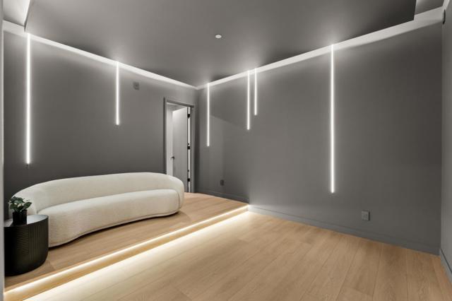 90 Crescent Drive, Palo Alto CA: https://media.crmls.org/mediaz/dfb64024-384b-44b6-98fa-2ec6d33528ae.jpg