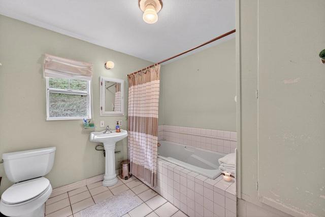 885 Larkin Valley Road, Watsonville CA: https://media.crmls.org/mediaz/dfb76e76-a704-4c93-b99d-2b61de1e85d2.jpg