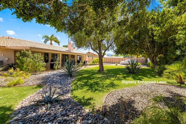2073 Acacia Road W, Palm Springs, CA 92262