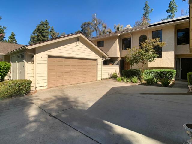 Detail Gallery Image 2 of 23 For 10473 Crosscreek Ter, San Diego,  CA 92131 - 2 Beds | 2/1 Baths