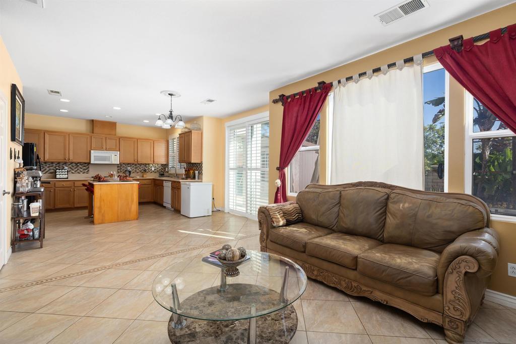 MLS #250042858SD image #6