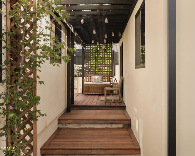 Detail Gallery Image 22 of 32 For 2819 Frederick St, Los Angeles,  CA 90065 - 3 Beds | 3 Baths