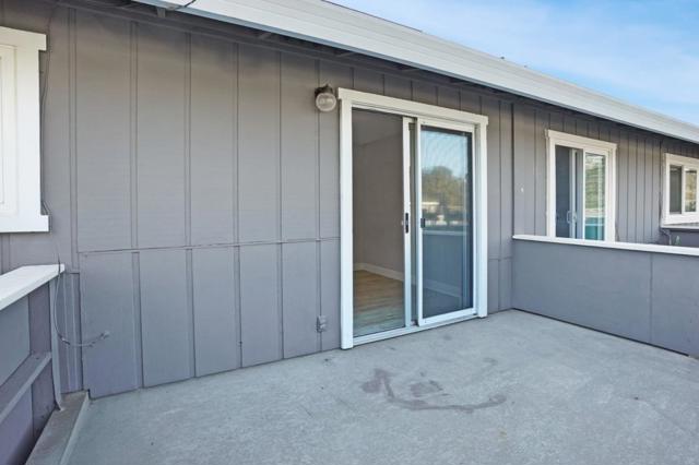988 S Arnold Way, Half Moon Bay CA: https://media.crmls.org/mediaz/dfbc3ed3-b36c-4dd2-942e-8121da261873.jpg