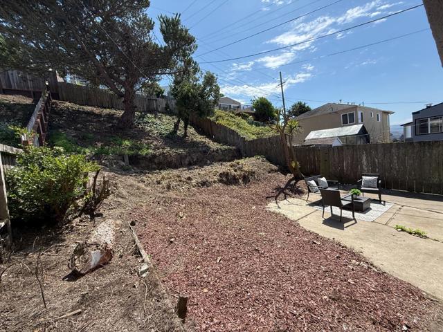 95 Clearview Drive, Daly City CA: https://media.crmls.org/mediaz/dfbe41f7-1f75-4299-a4b4-6688643ea2ac.jpg